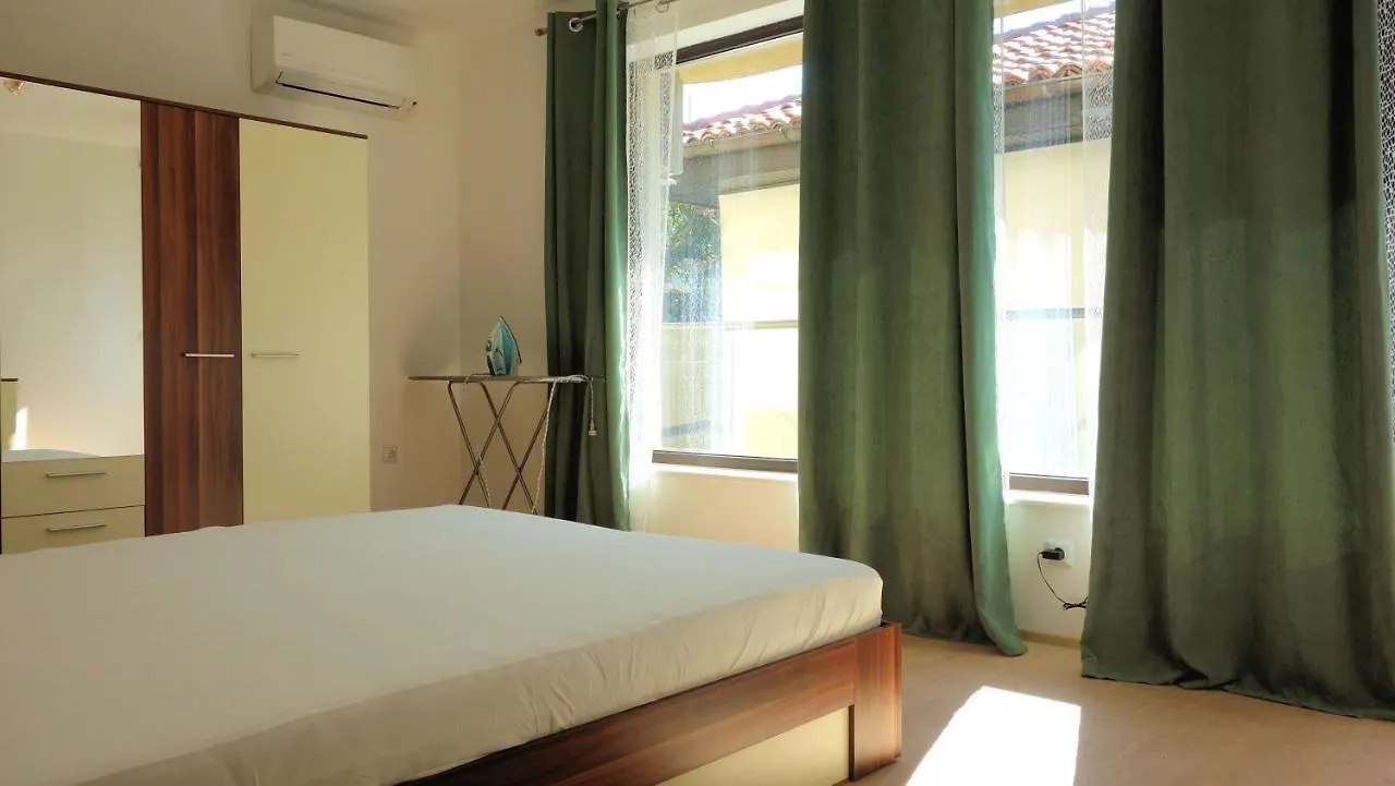Sea Garden Marina 3 Apartment 바르나